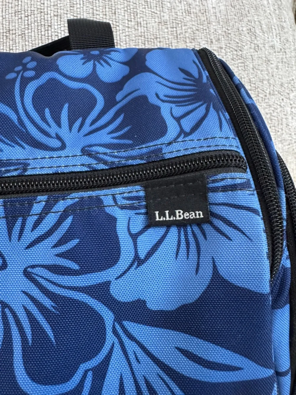 L.L. Bean Navy and Light Blue Floral Toiletries Accessories Tote Bag - Picture 8 of 12